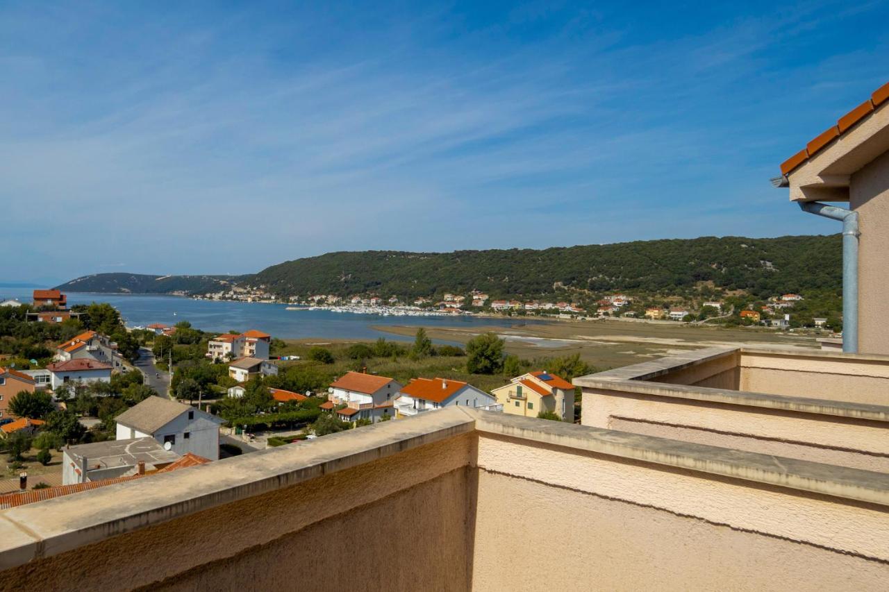Apartment Doris Supetarska Draga Bagian luar foto