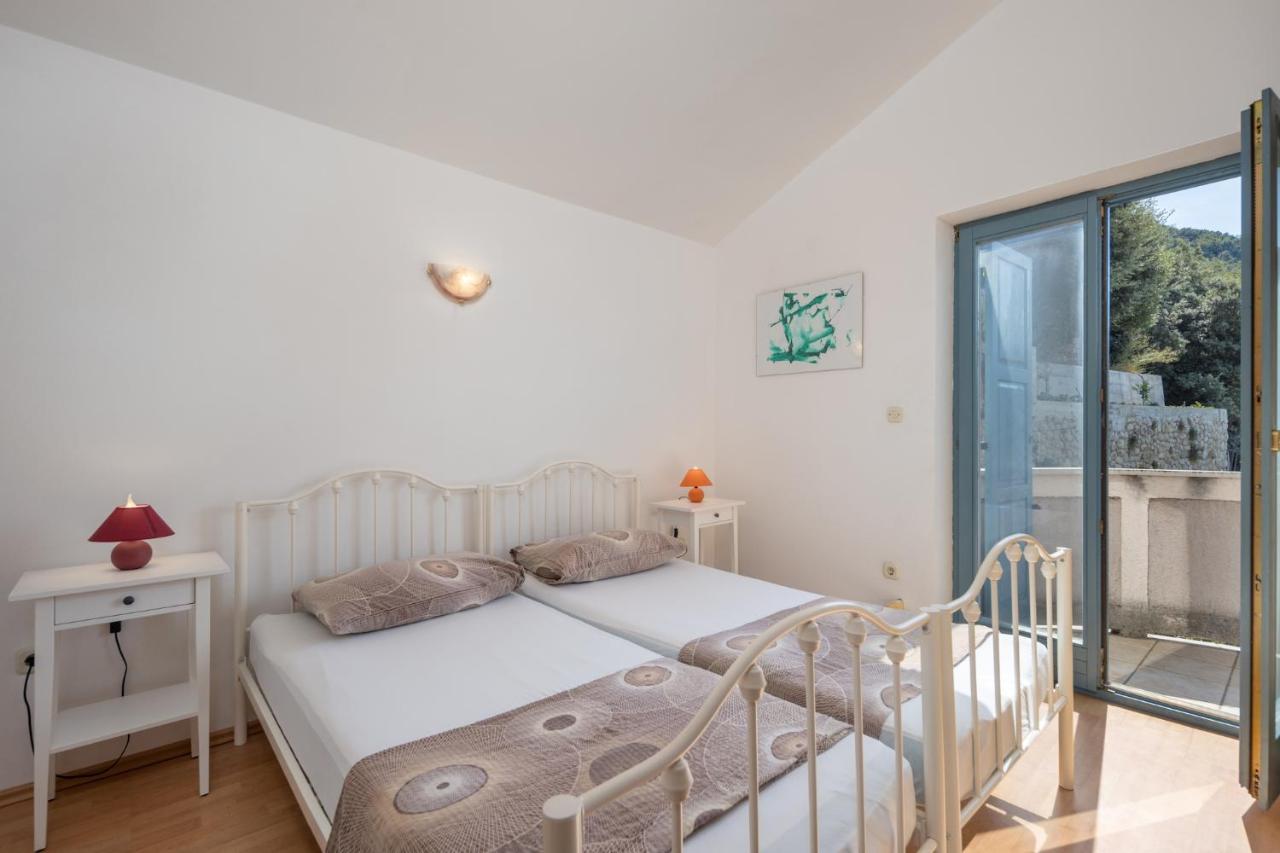 Apartment Doris Supetarska Draga Bagian luar foto